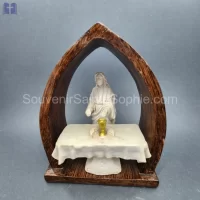 Jesus Behind Alter Size 21x17x9cm