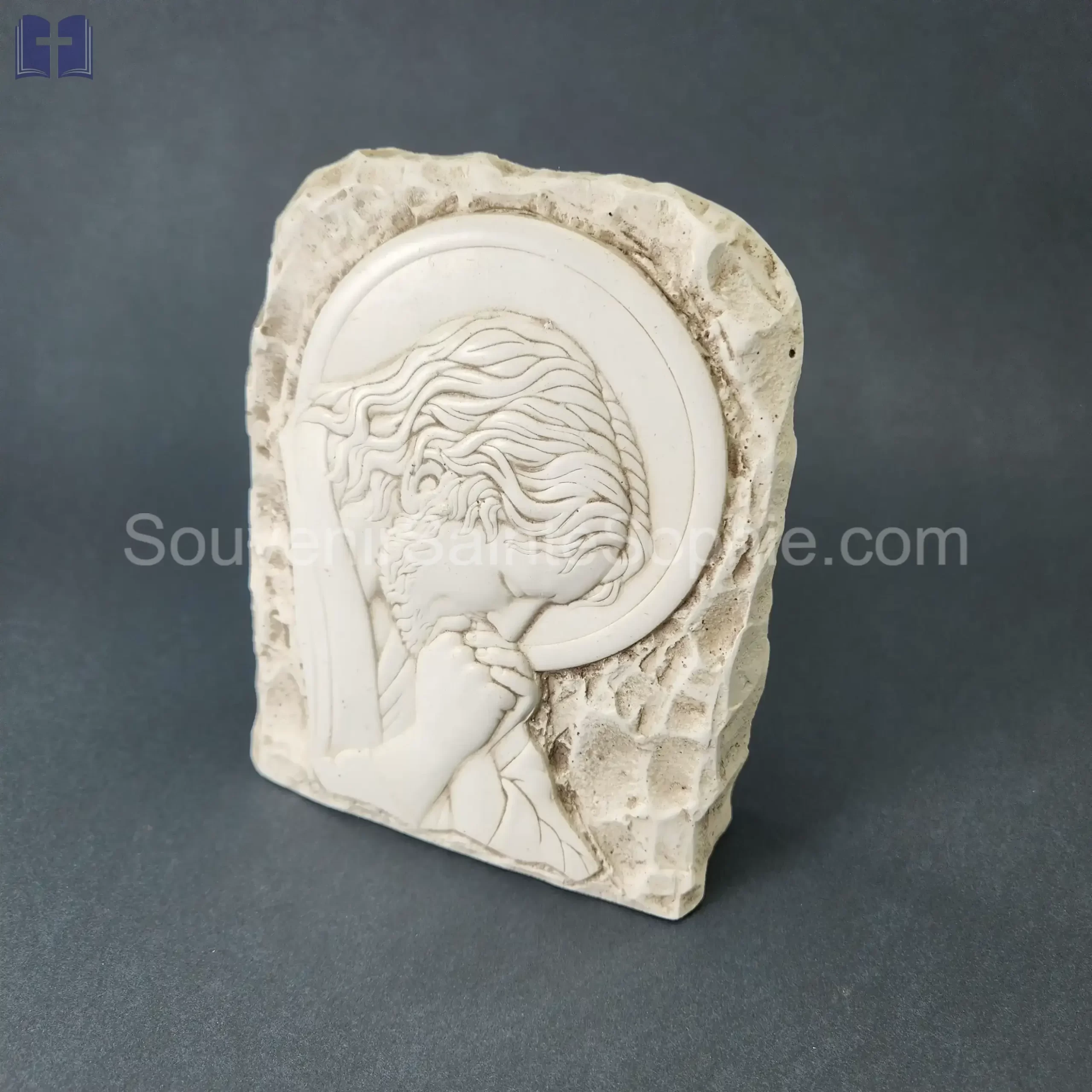 Rock Jesus Praying Size 16cm White Color