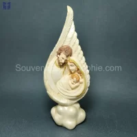 Feather Behind Holy Family Size 24x9.5cm