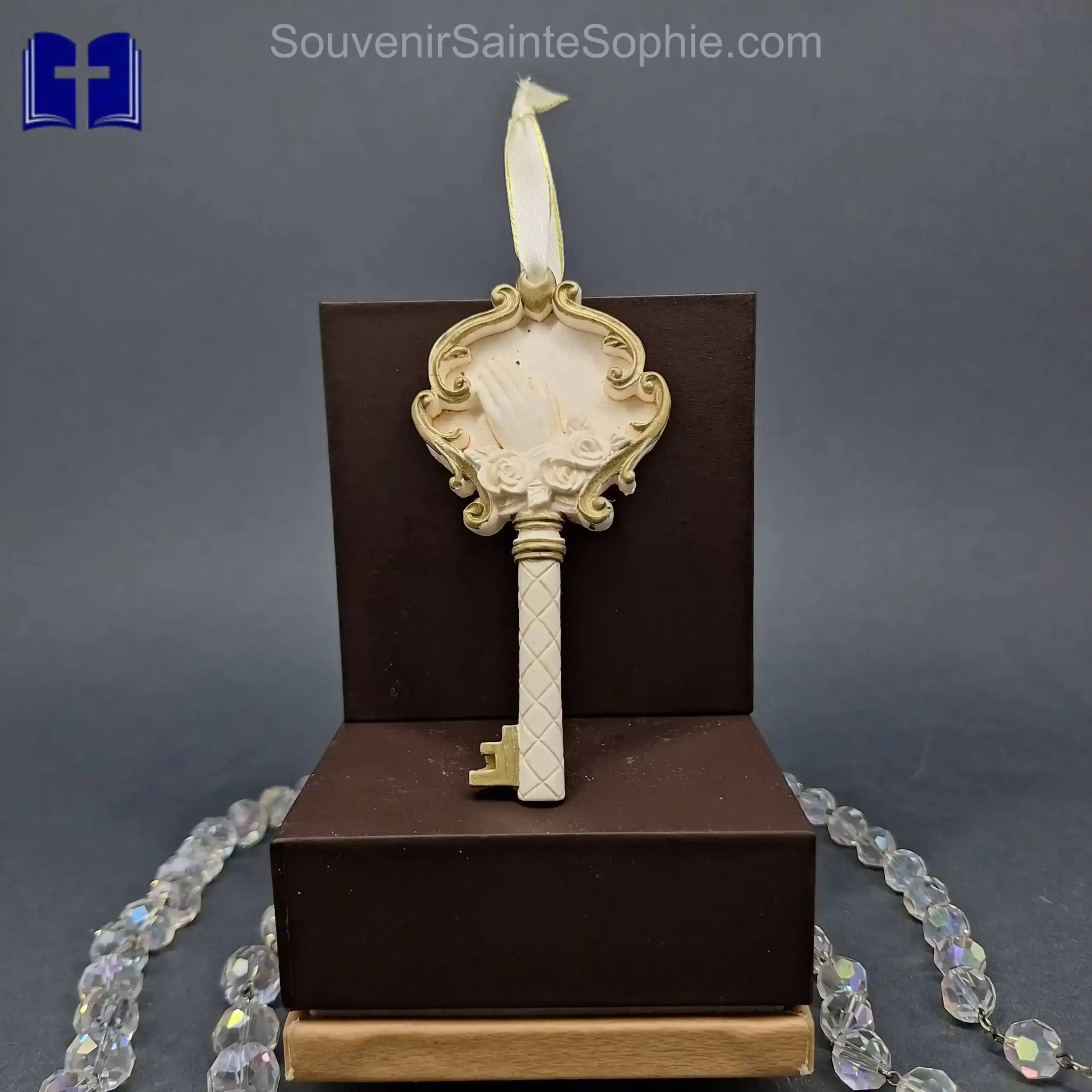 Beautiful key in resin with hands