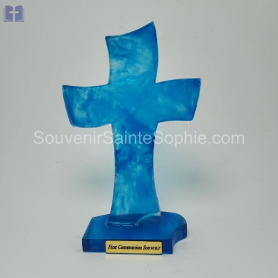 Cross with curves and base size 20cm