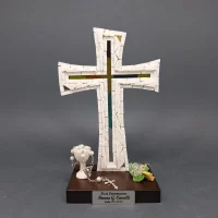 Vitrail cross souvenir