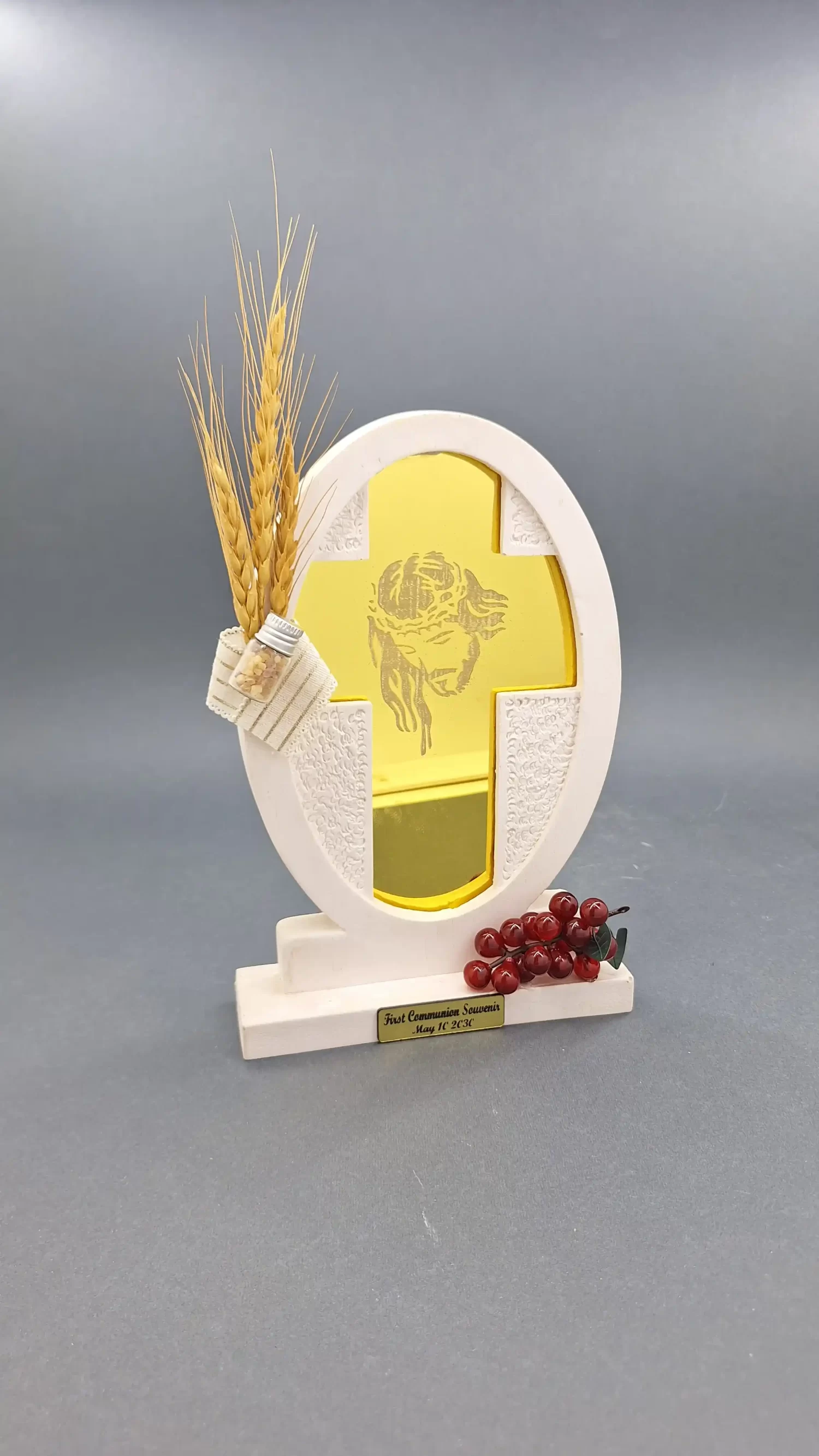 Jesus on Plexi gold for first communion