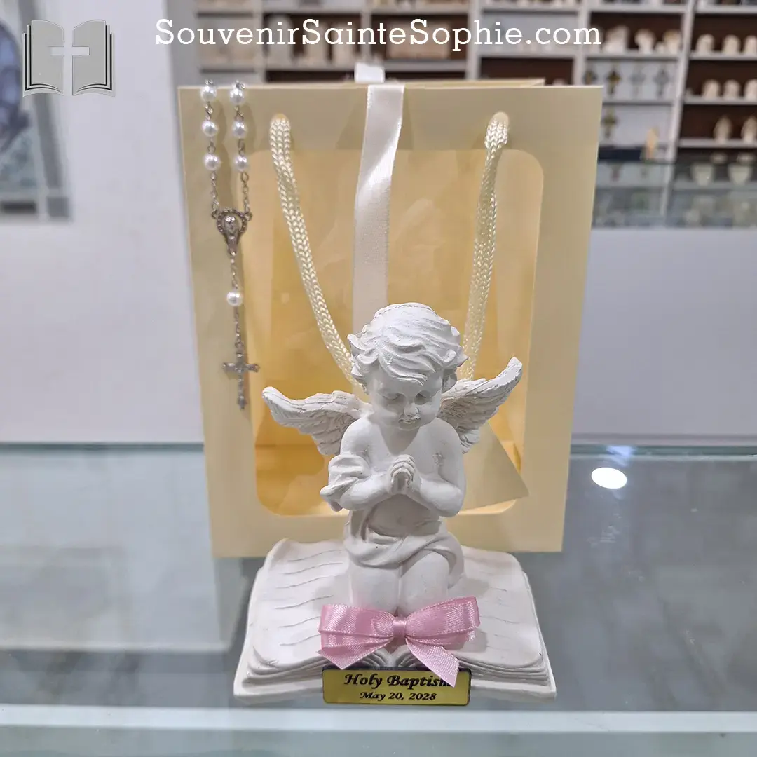 Angl souvenir girl
