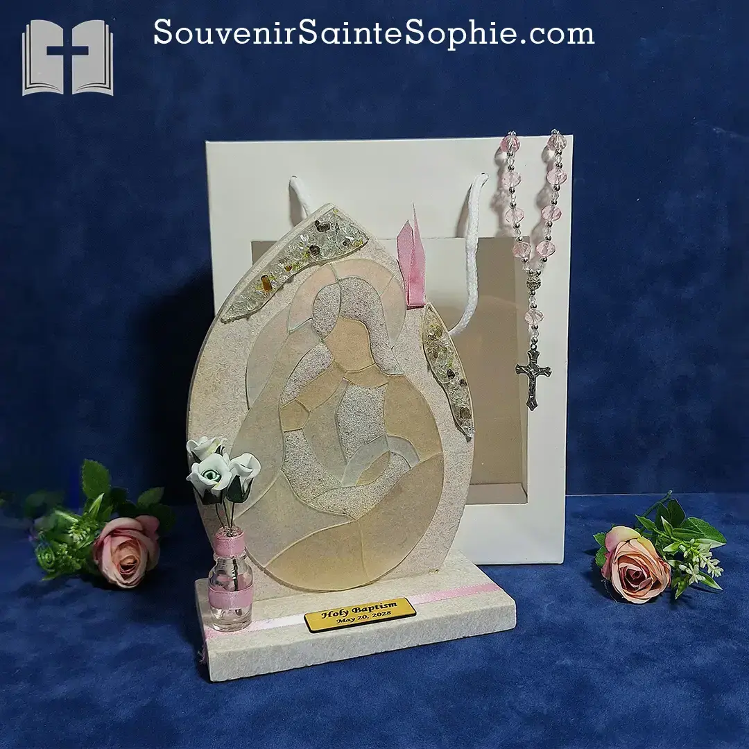 Stone and Murano holy family souvenir